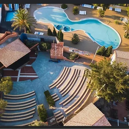 Parque de Campismo Mobil-home Mar Estang 4*